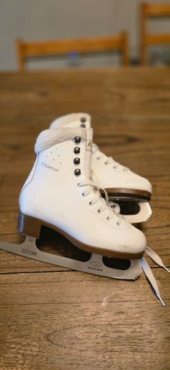 Botas Diana Ice skates for girl size 13