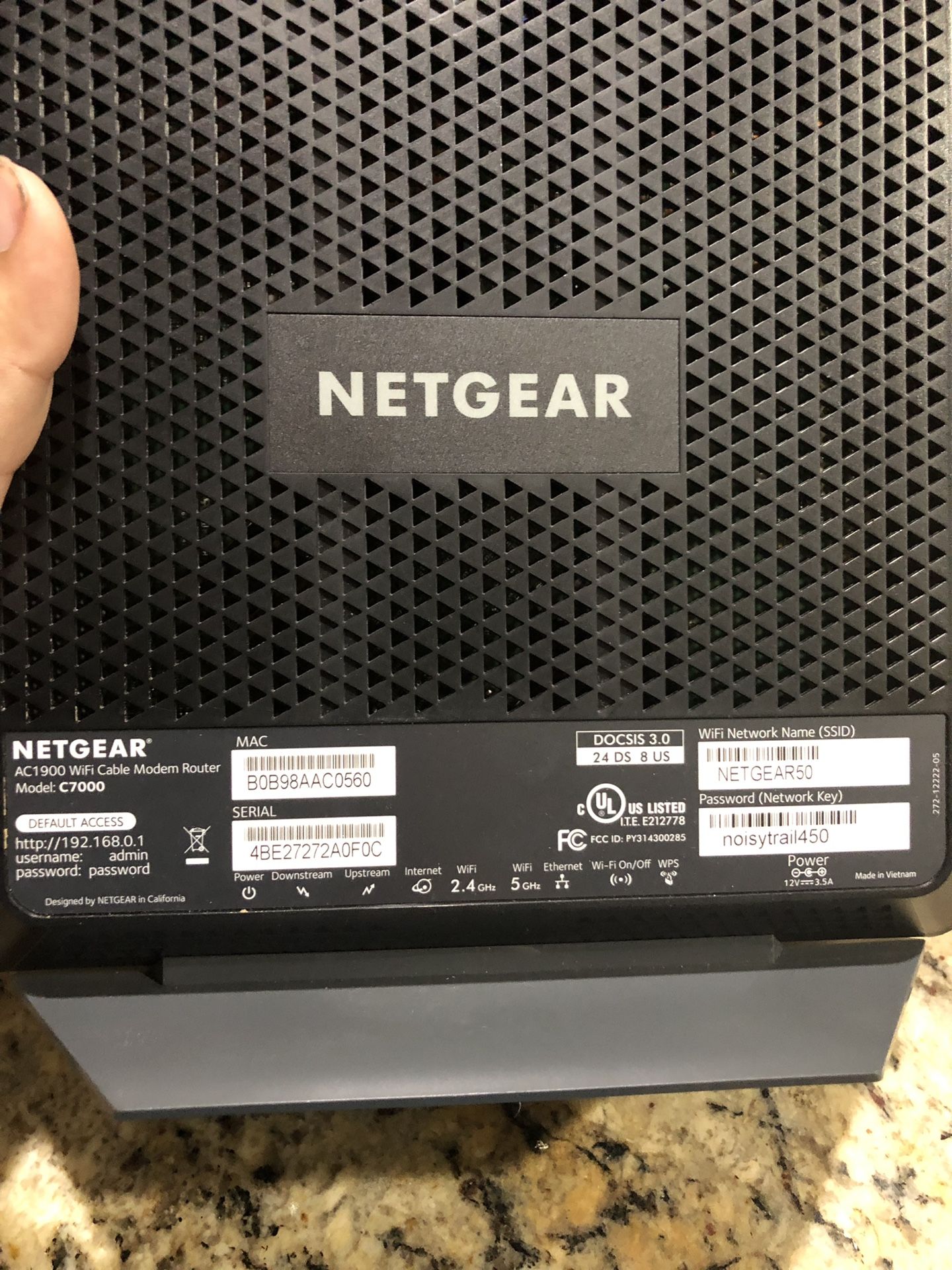 Netgear Nighthawk AC1900 WiFi cable Modem Router