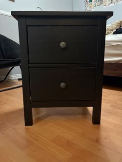 Night stand