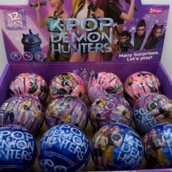 K-pop Demon Hunters Surprise Ball