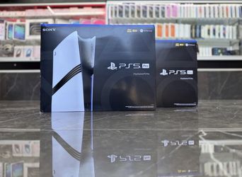 PlayStation 5 Pro(Take It Home In Payments/ llévatelo a casa en pagos)