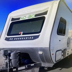 2020 NO BOUNDARIES 19.1 Toy Hauler 