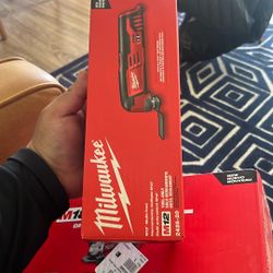 Milwaukee Multitool
