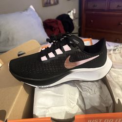 Women’s Nike Shoes 
