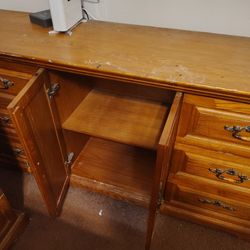 Solid Wood Dresser Set