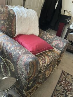 Raymour and Flanagan High End Chair