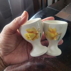 2 Goebel DAFFODIL 2 %4" Egg
Cups 1982 Annual Egg Cup
Series: MINT