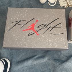 Jordan 1 Low Jordan 1 High Jordan 4 Nike Dunk