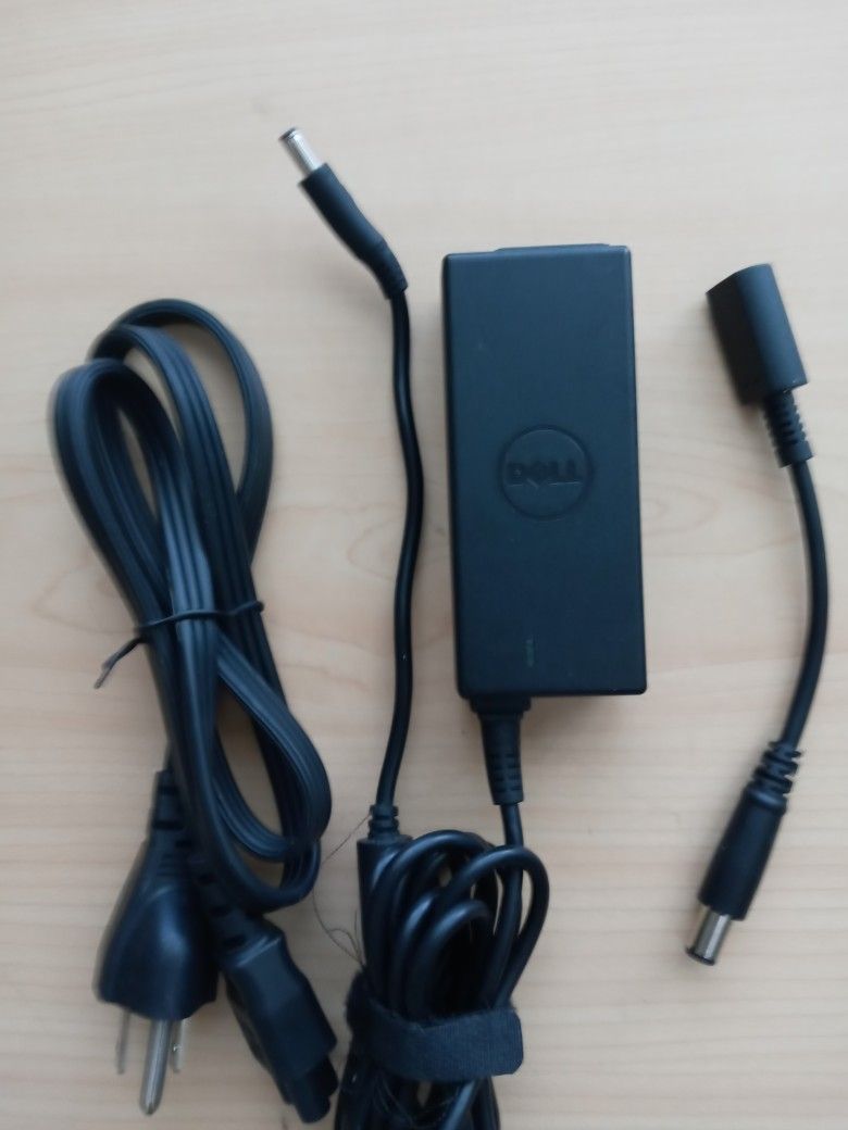 Dell 45w OEM Charger With Adopter Cable For New And Old Dell Models
