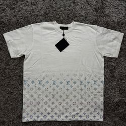 Lv Shirt Size L