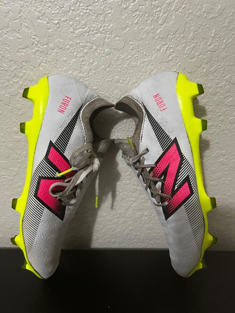 Soccer Cleats Size 11