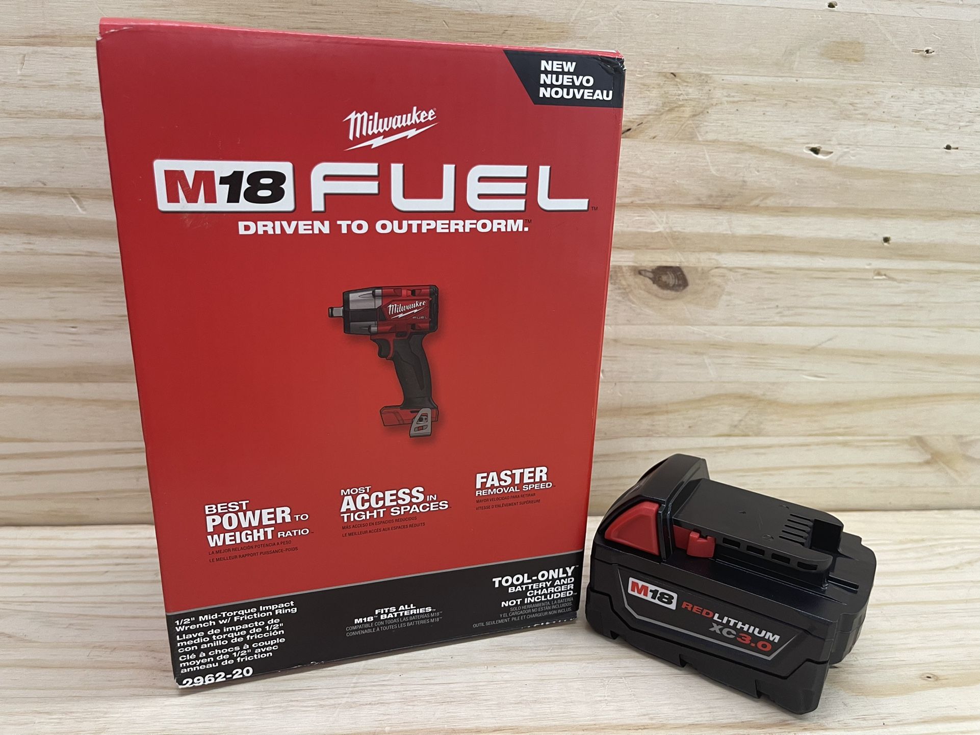 Milwaukee 1/2 Mid Torque impact wrench With 3ah Battery