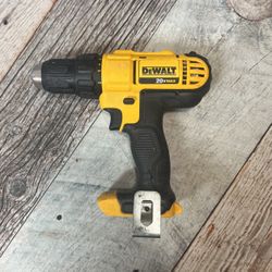 DeWalt 20 V max drill