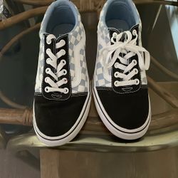 Van Tennis Shoes