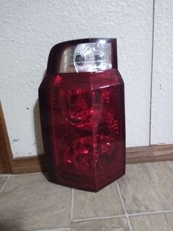 2006,2010 JEEP COMMANDER TAILLIGHT