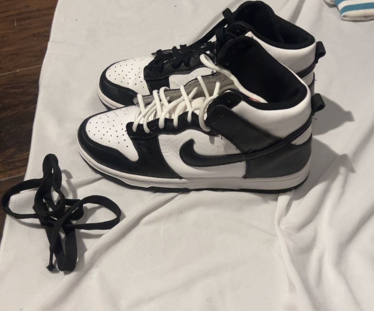 Nike Panda dunks 