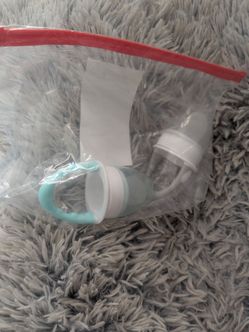 Various baby/toddler feeding items