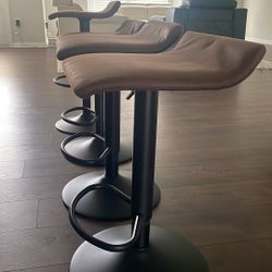 4 - Bar Stools 