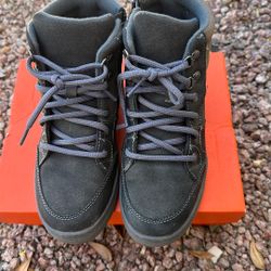 Boys Gray Hiking Boots - Size 2 
