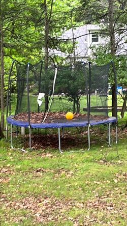 Trampoline / blue & black