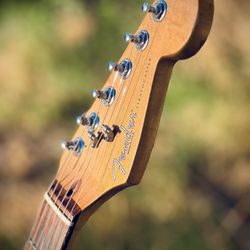 97 Fender American Standard Stratocaster 