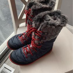 Columbia Woman’s Boots
