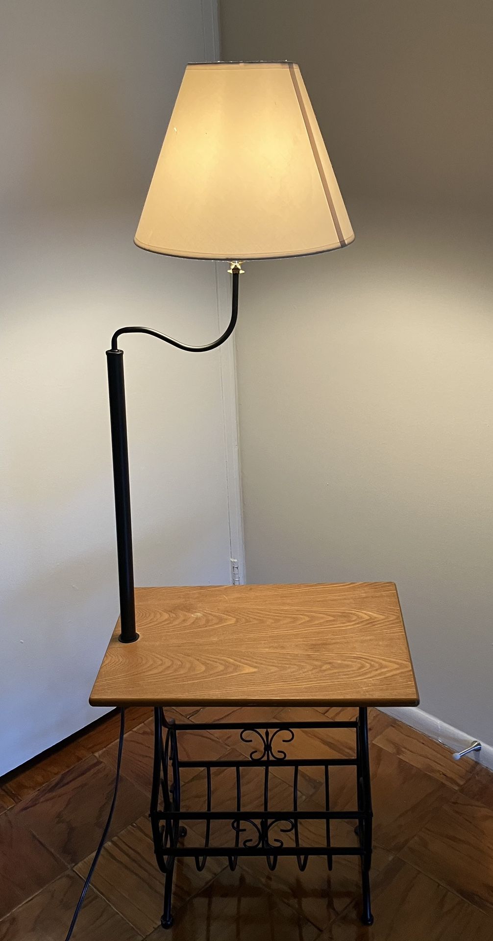 Lamp End Table with Black Metal Magazine Rack