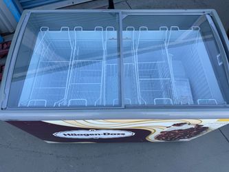 Chest freezer 48x26