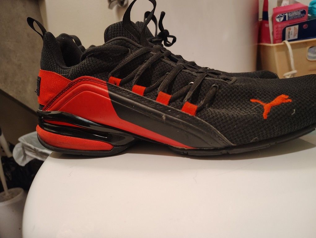 Men's 11.5 Puma Shoes