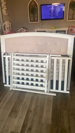 Baby crib/children’s bed