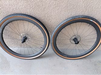 Hunt 40 carbon disc Wheelset SRAM XDR hub