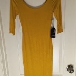 WOMEN'S DRESSES 