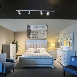 Grey 4PC King Bedroom Set 