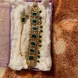 Indian Kundan Green/Pearl Choker Set