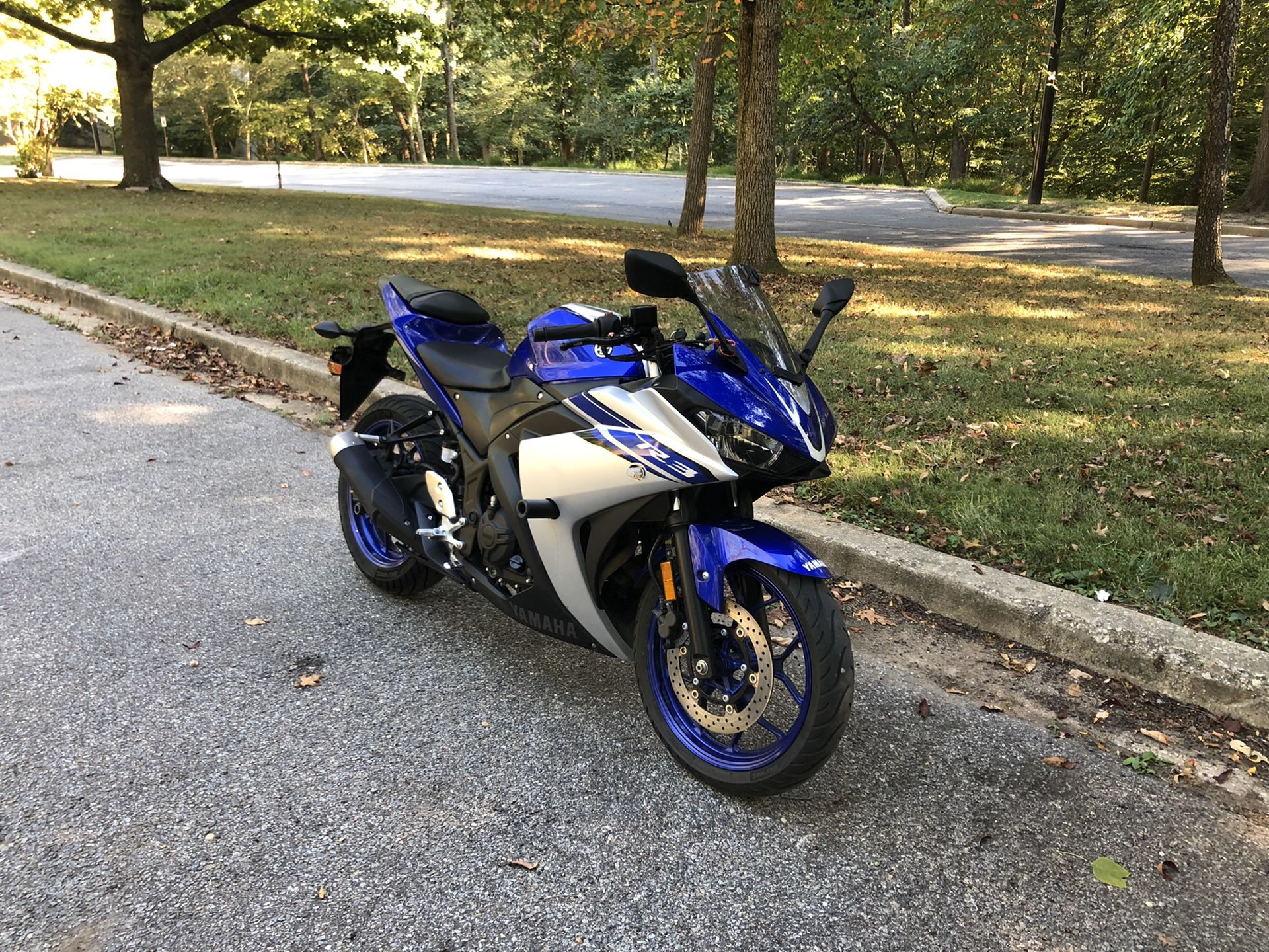 Yamaha R3