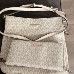 Mk Bag And Wallet 