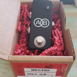 JHS A/B CHANNEL SWITCH PEDAL