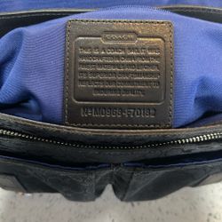 Vintage Coach Signature Black Jacquard Messenger Bag