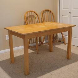 Dining Table & Chairs