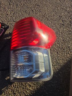 Tundra taillight