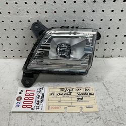 2019 2023 CHEVROLET SILVERADO 1500 RIGHT SIDE FOG LIGHT OEM