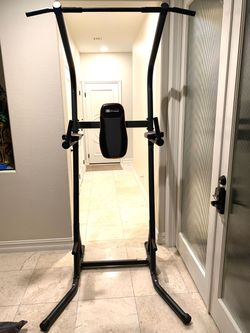 Elite Fitness Power Tower - Pull-Up and Dip Station