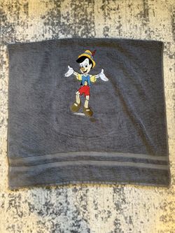Pinocchio Disney Embroidered Bath Towel