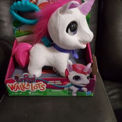FurReal Walkalots Big Wags Unicorn