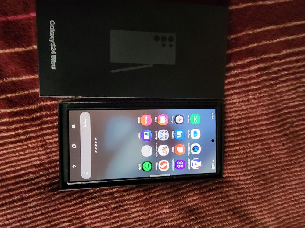 Samsung Galaxy S 24 Ultra Unlocked 