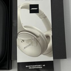 Bose QuietComfort 45 Wireless Bluetooth Noise Cancelling Headphones (Lot 2)
