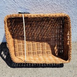 Vintage Woven Wicker Basket.