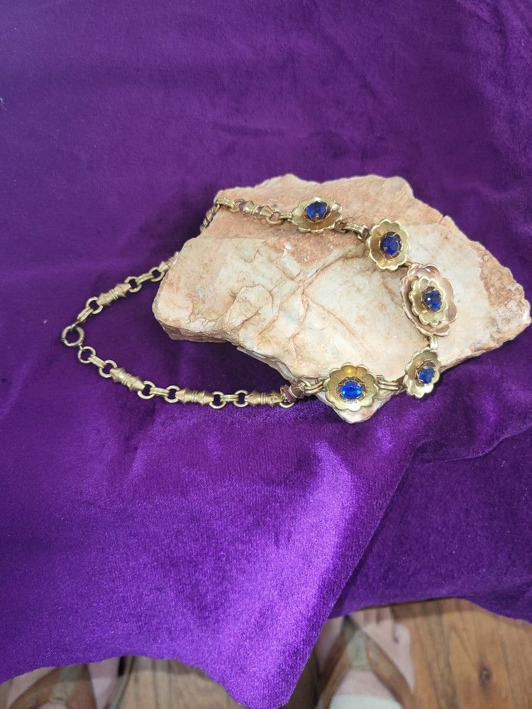 Vintage Iskin Choker