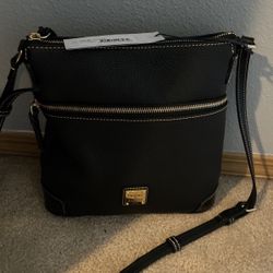 Dooney & Bourke Leather Cross Body 