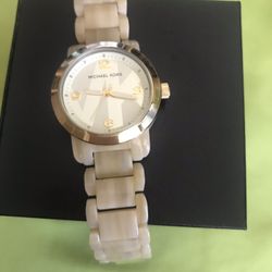 Reloj nuevo !!